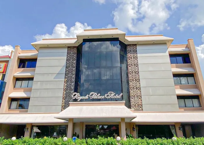 Riyadi Palace Hotel Surakarta RedPartner